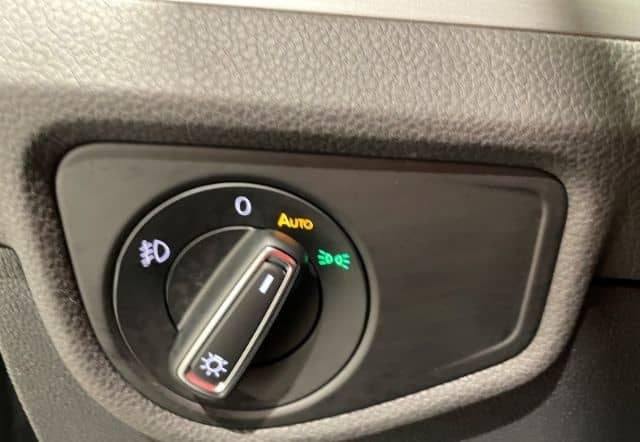 Volkswagen Touran 2.0 TDI DSG Comfortline  EU6d Navi LED AC foto 17