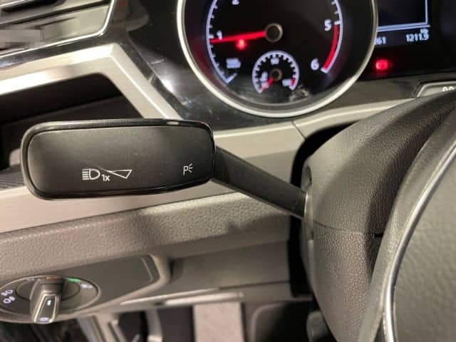 Volkswagen Touran 2.0 TDI DSG Comfortline  EU6d Navi LED AC foto 20