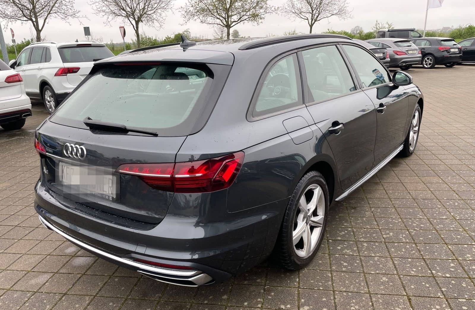 Audi A4 35 TFSI advanced foto 4