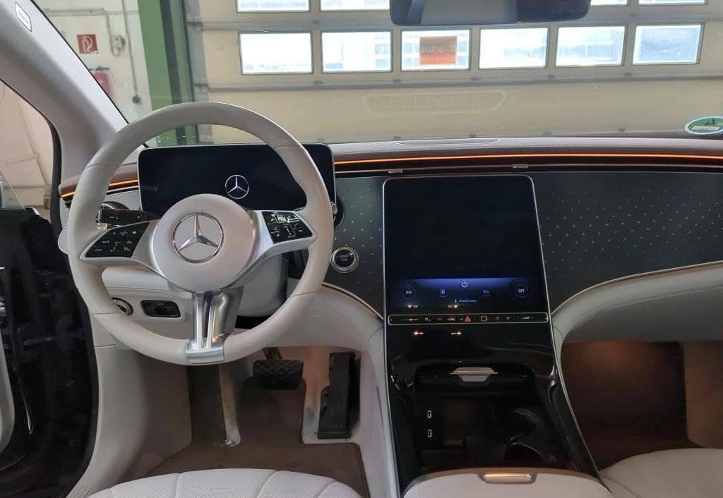 Mercedes-Benz EQE 300 89kWh AMG Line Airmatic Burmester 360° foto 5