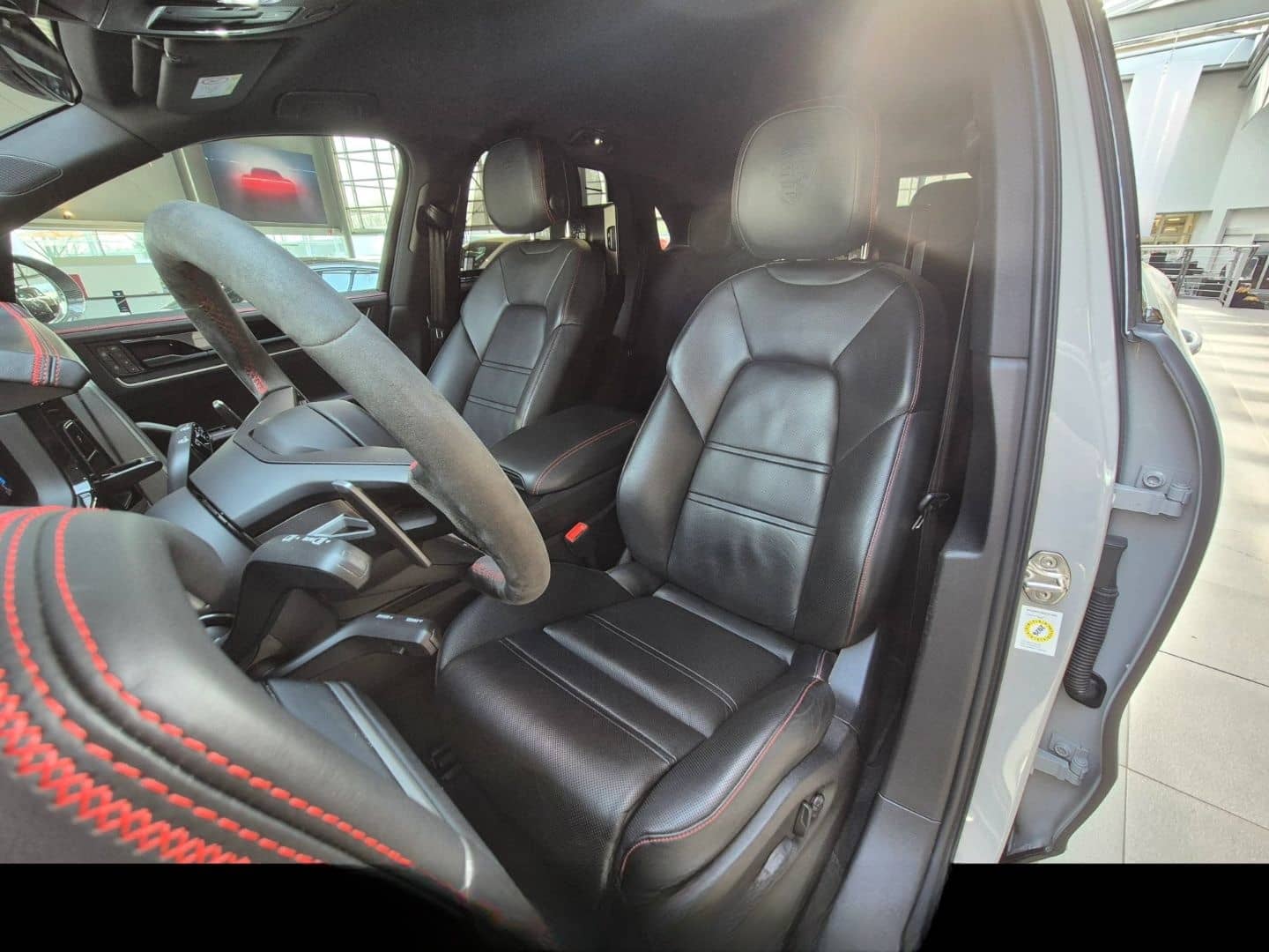 Porsche Cayenne S foto 15