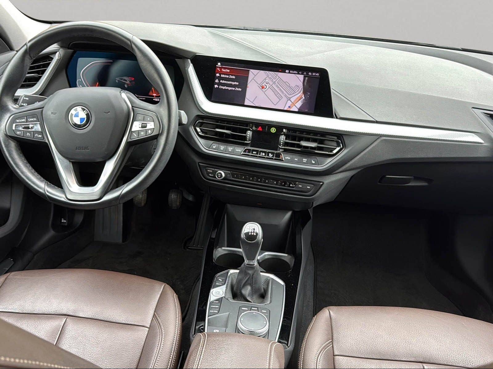 BMW 118i LiveCockpitProf PDC LED Sitzheizung foto 17