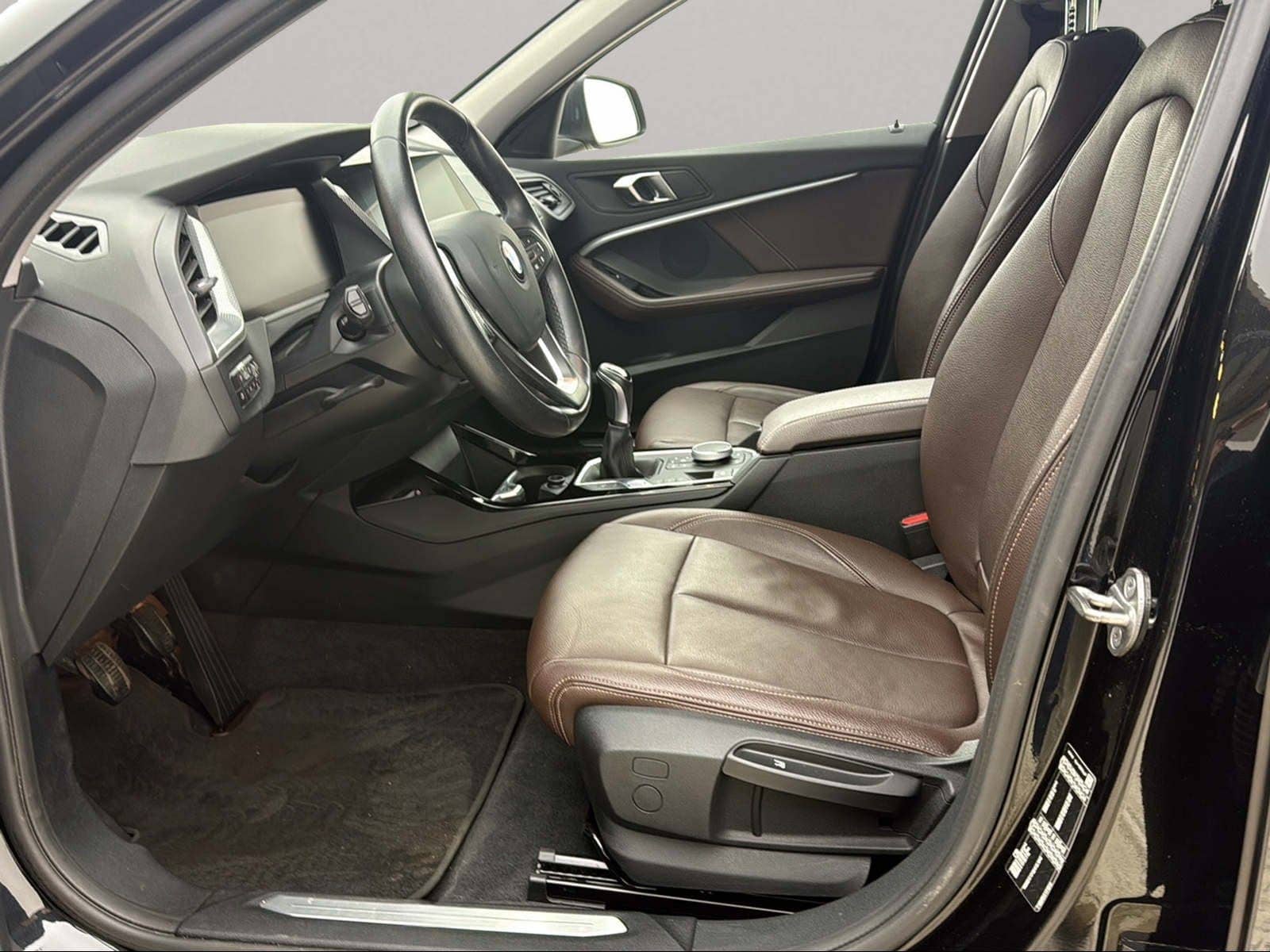 BMW 118i LiveCockpitProf PDC LED Sitzheizung foto 10