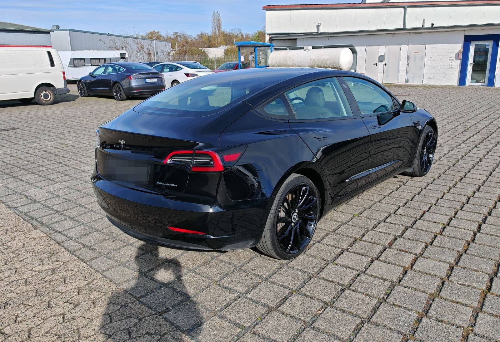 Tesla Model 3 Long Range AWD / 20" foto 11