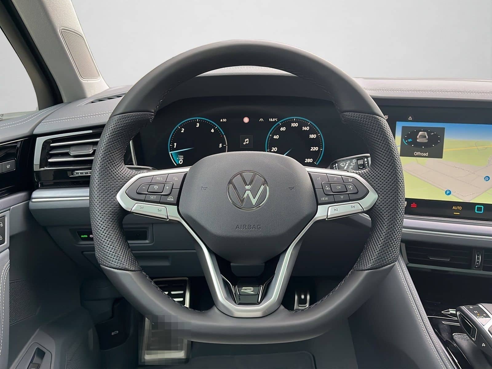 Volkswagen Touareg R-Line 3.0 l V6 TDI 4MOTION / LED / Clim foto 9