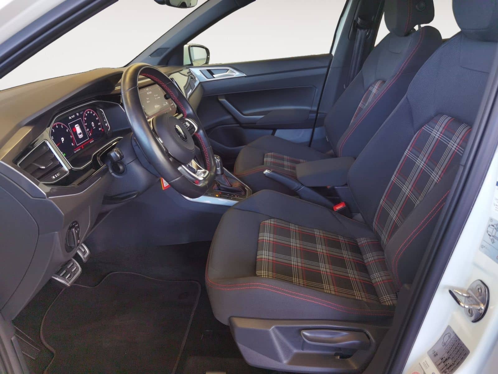 Volkswagen Polo VI 2.0 TSI DSG GTI *LED*App-Connect*Sitzhei foto 10