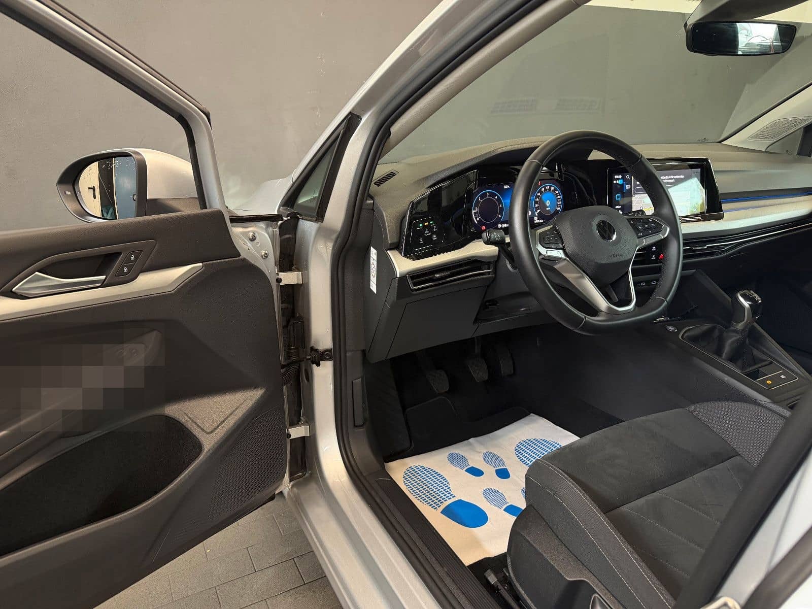 Volkswagen Golf 2.0 TDI Life/KAMERA/PDC/LED/ACC/NAVI/1.Hand foto 11