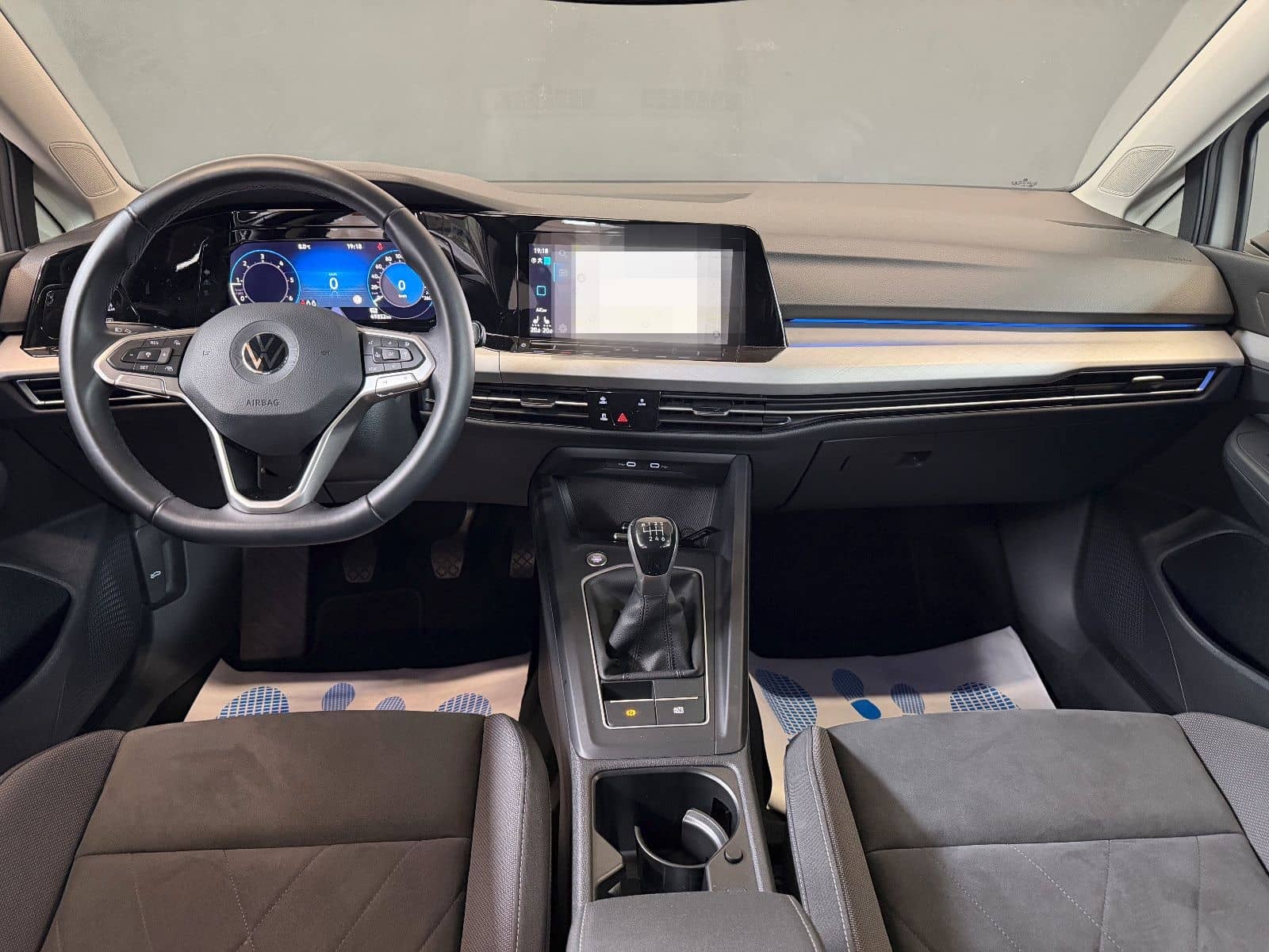 Volkswagen Golf 2.0 TDI Life/KAMERA/PDC/LED/ACC/NAVI/1.Hand foto 13