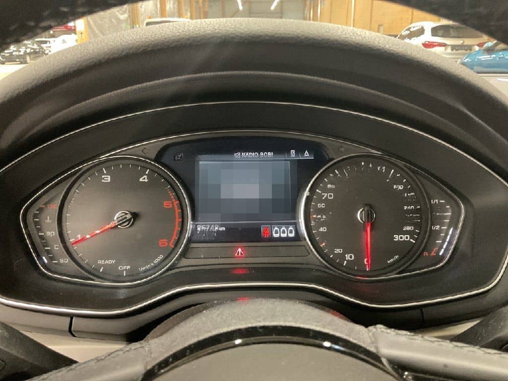 Audi A4 30 2.0 TDI Avant advanced 360° AHK El.Heckkl. foto 9