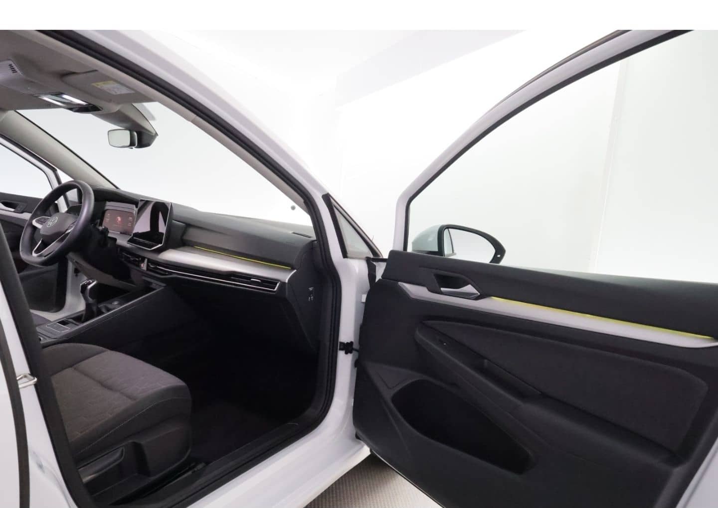 Volkswagen Golf Variant VIII 1.5TSI Life+LED+VIRTUAL+TEMPO foto 20