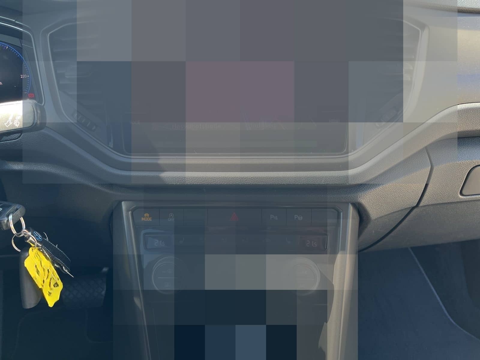 Volkswagen T-Roc Style 1.5 l TSI R-Line+Pano+LED+Kamera+ACC foto 7