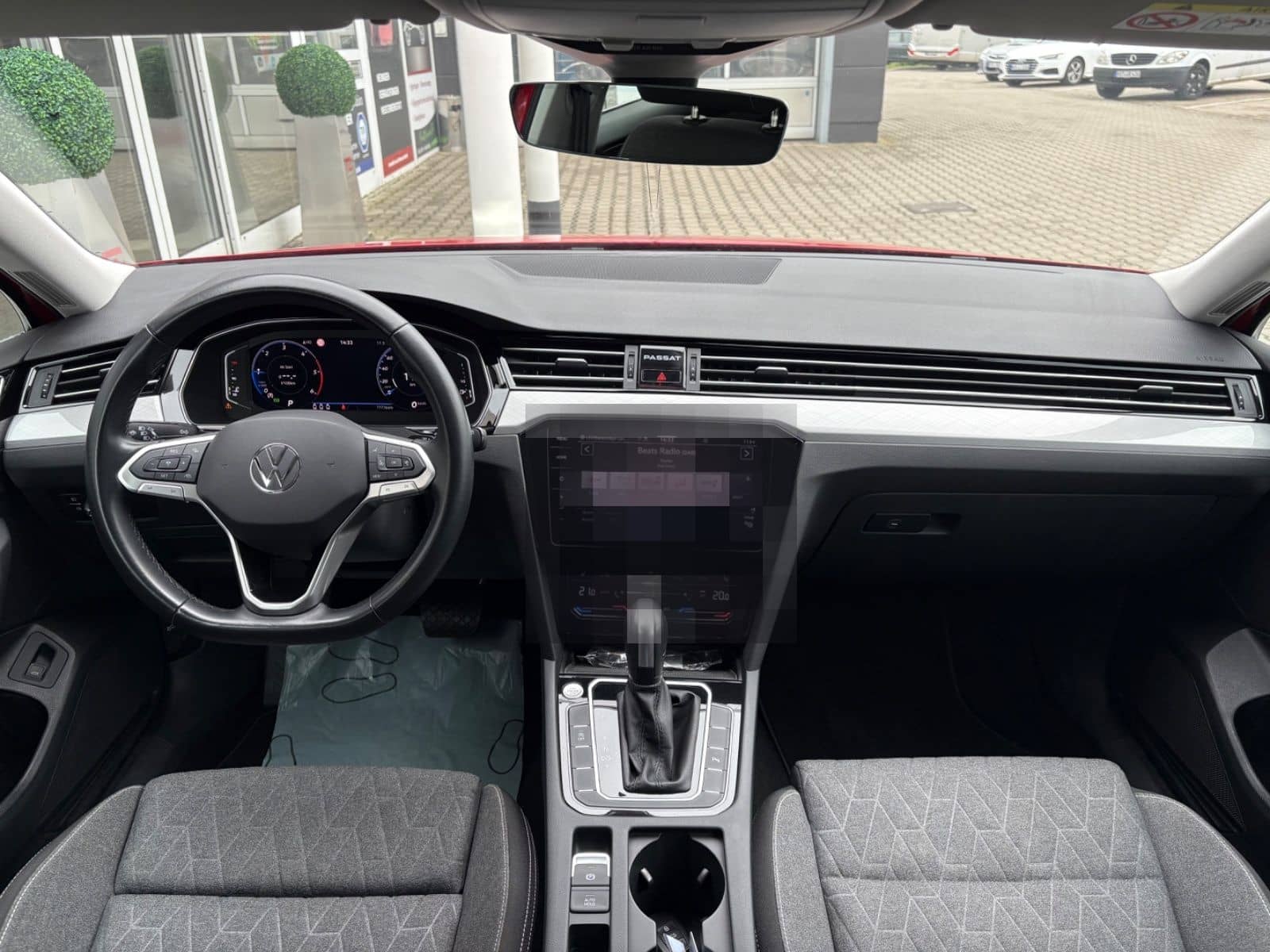 Volkswagen Passat Variant 2.0 TDI Business LED ACC NAVI foto 14