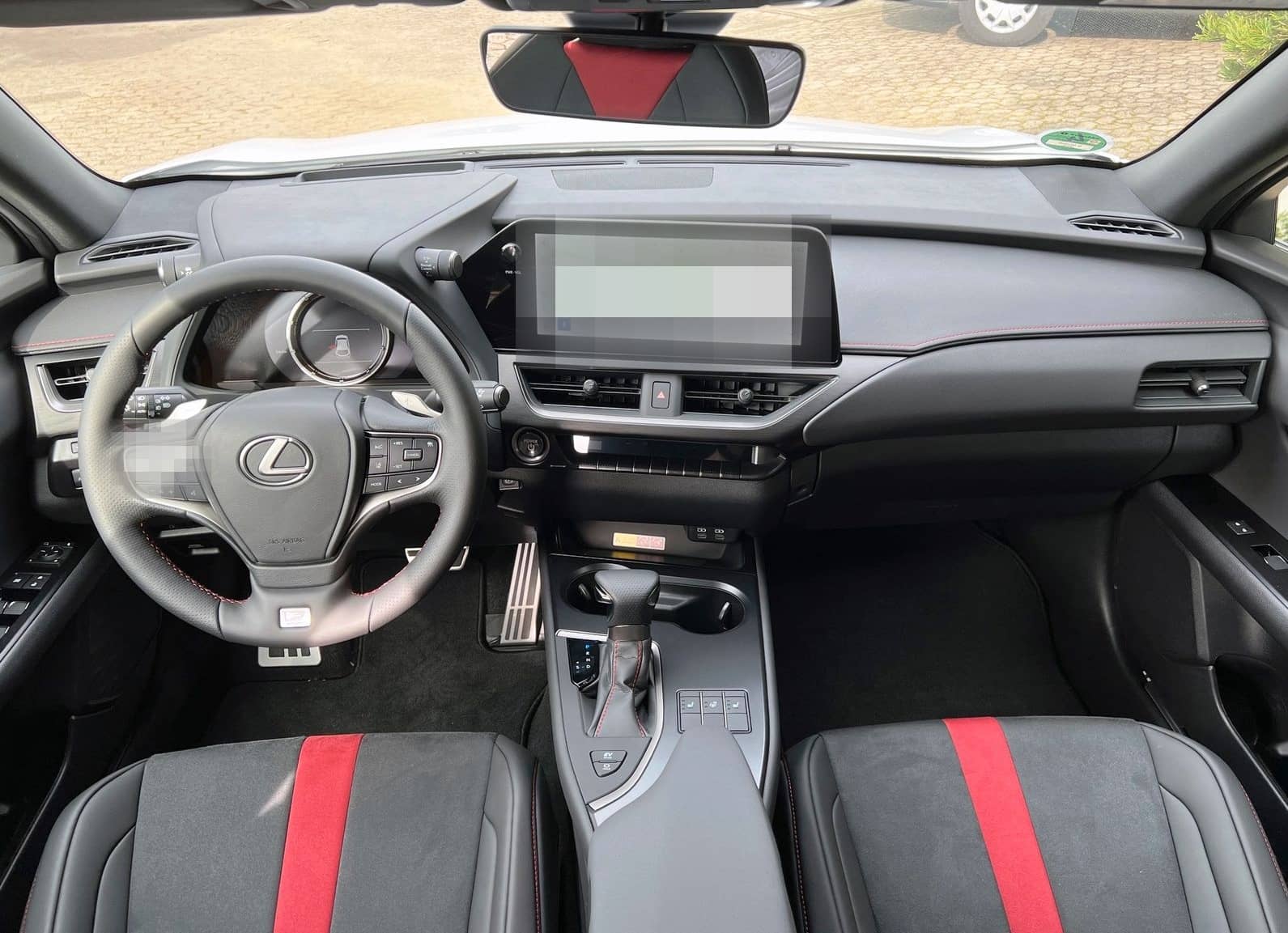 Lexus UX 250H F Sport Leder Kamera SHZ foto 13