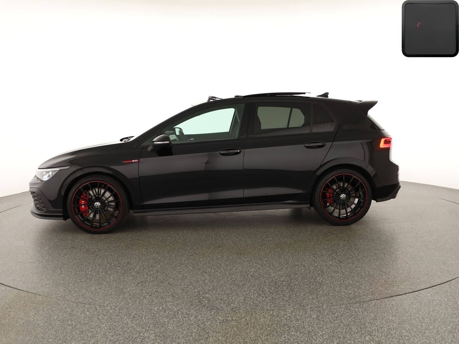 Volkswagen Golf VIII GTI CLUBSPORT MATRIX,HARMAN/K,KEYLESS foto 2