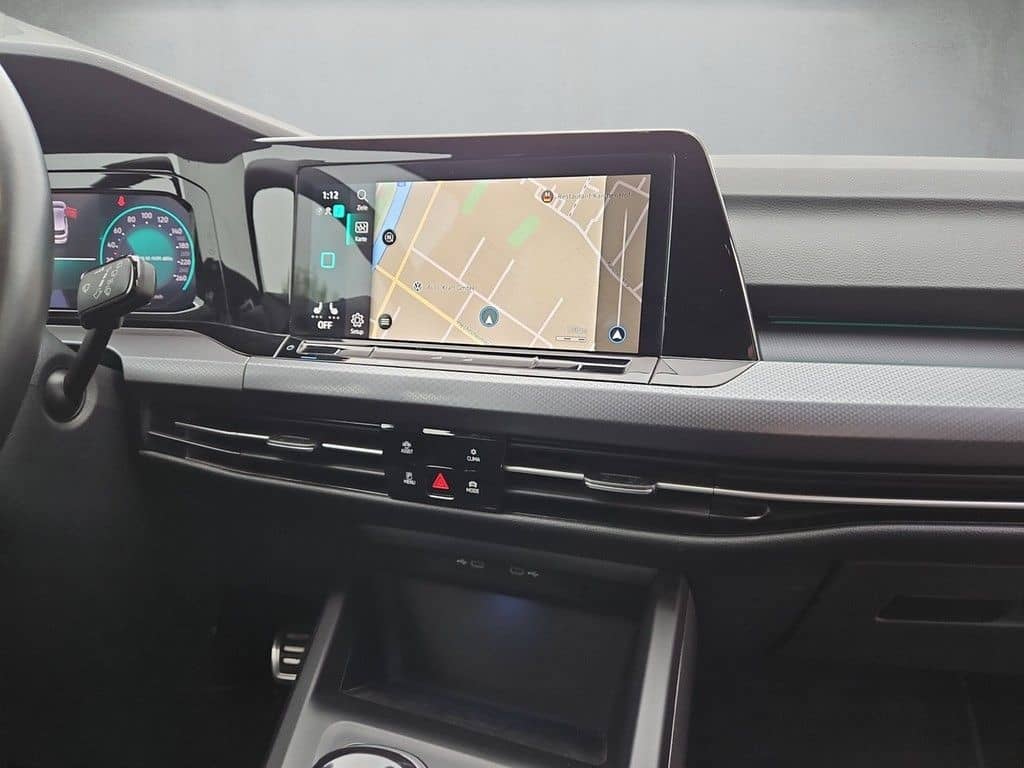 Volkswagen Golf VIII Lim. 1.5 TSI Active *LED*Kamera*ACC* foto 11