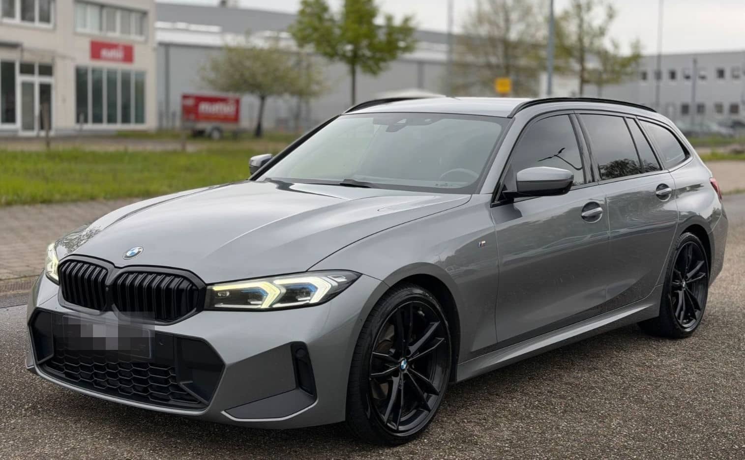 BMW 320 3 Touring 320 d M Sport 1.HD LED 19" foto 2