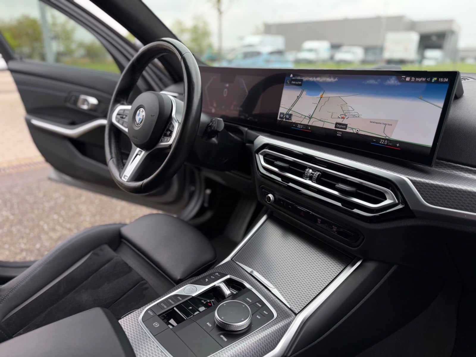 BMW 320 3 Touring 320 d M Sport 1.HD LED 19" foto 17