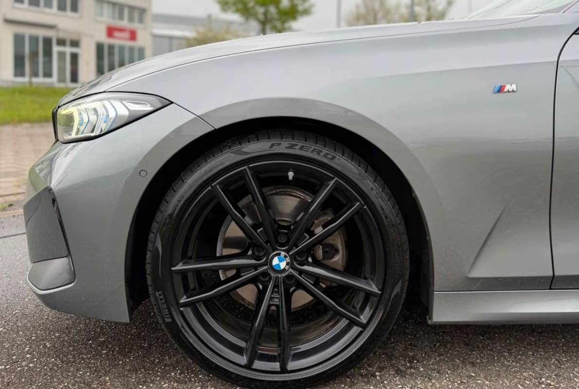 BMW 320 3 Touring 320 d M Sport 1.HD LED 19" foto 24