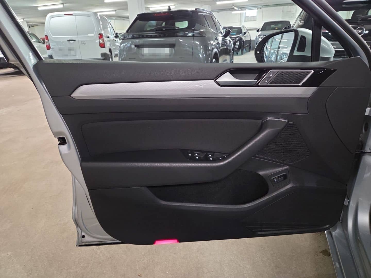 Volkswagen Passat Variant 2.0 TDI Business Navi Pro Ergo-Si foto 13