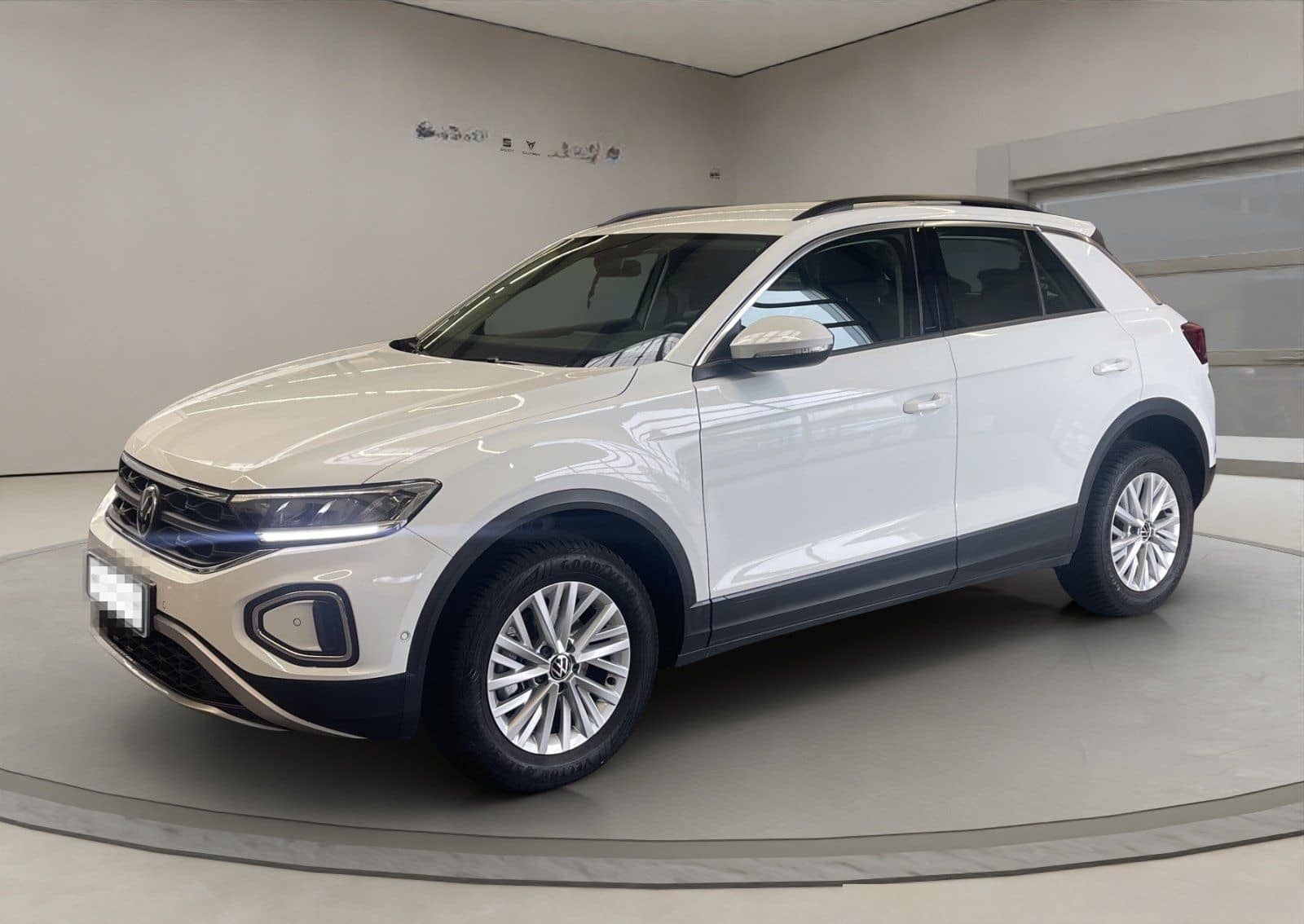 Volkswagen T-Roc 1.0 TSI Life ACC AHK Kam. Virtual KlimaA. foto 2