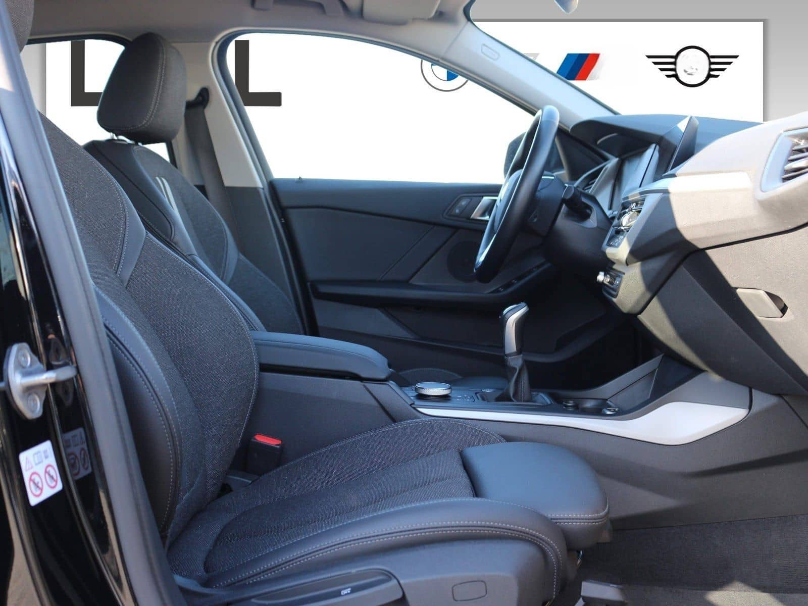 BMW 118i Hatch Advantage DAB LED WLAN Tempomat Shz foto 13