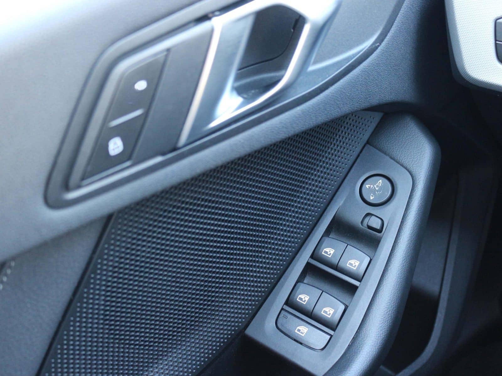 BMW 118i Hatch Advantage DAB LED WLAN Tempomat Shz foto 8