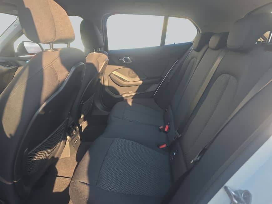 BMW 118i Advantage PDC* SHZ* Klimaautomatik* foto 13