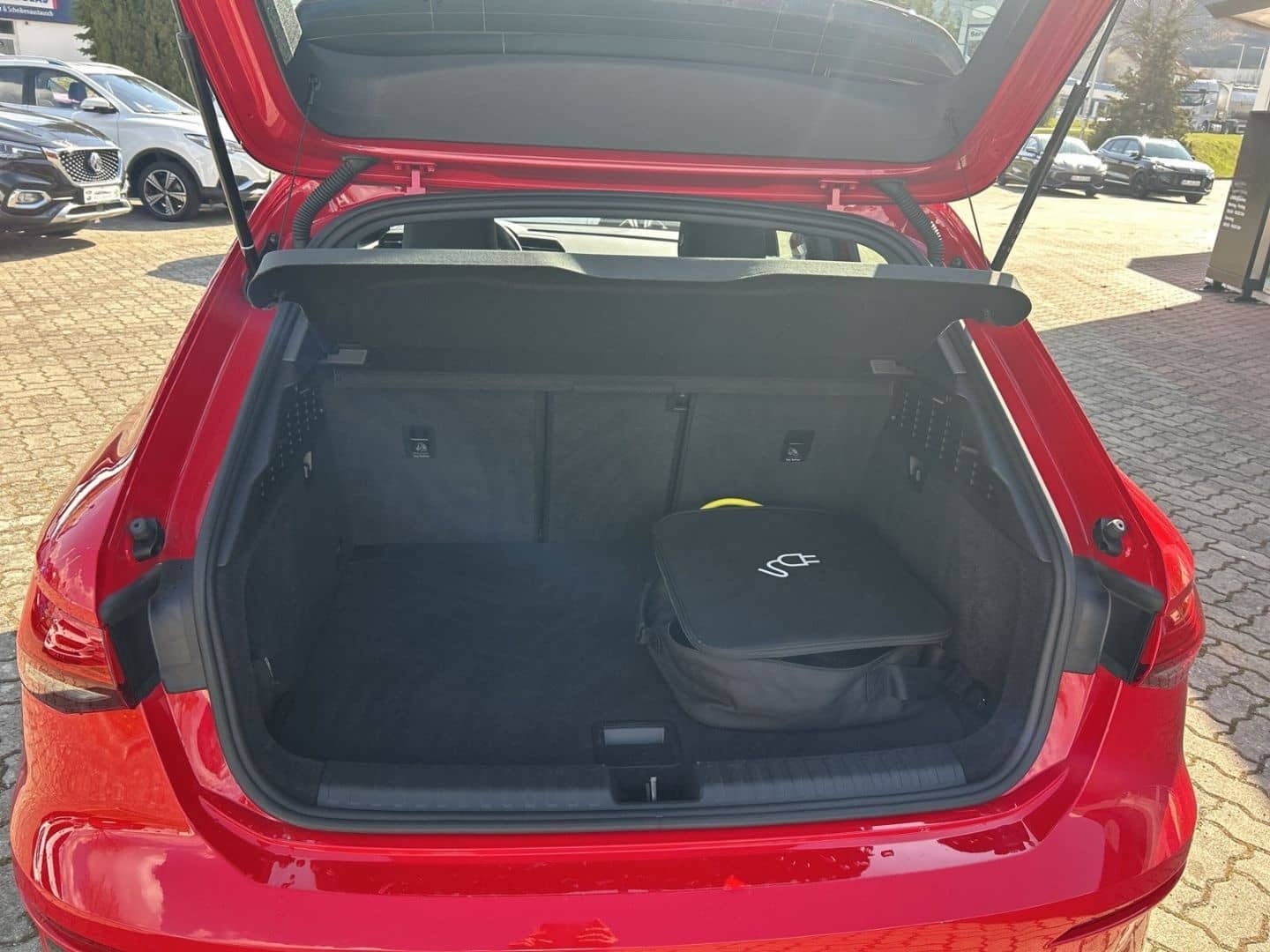 Audi A3 Sportback 40 TFSI e MMI Kam ACC SHz Nav foto 17