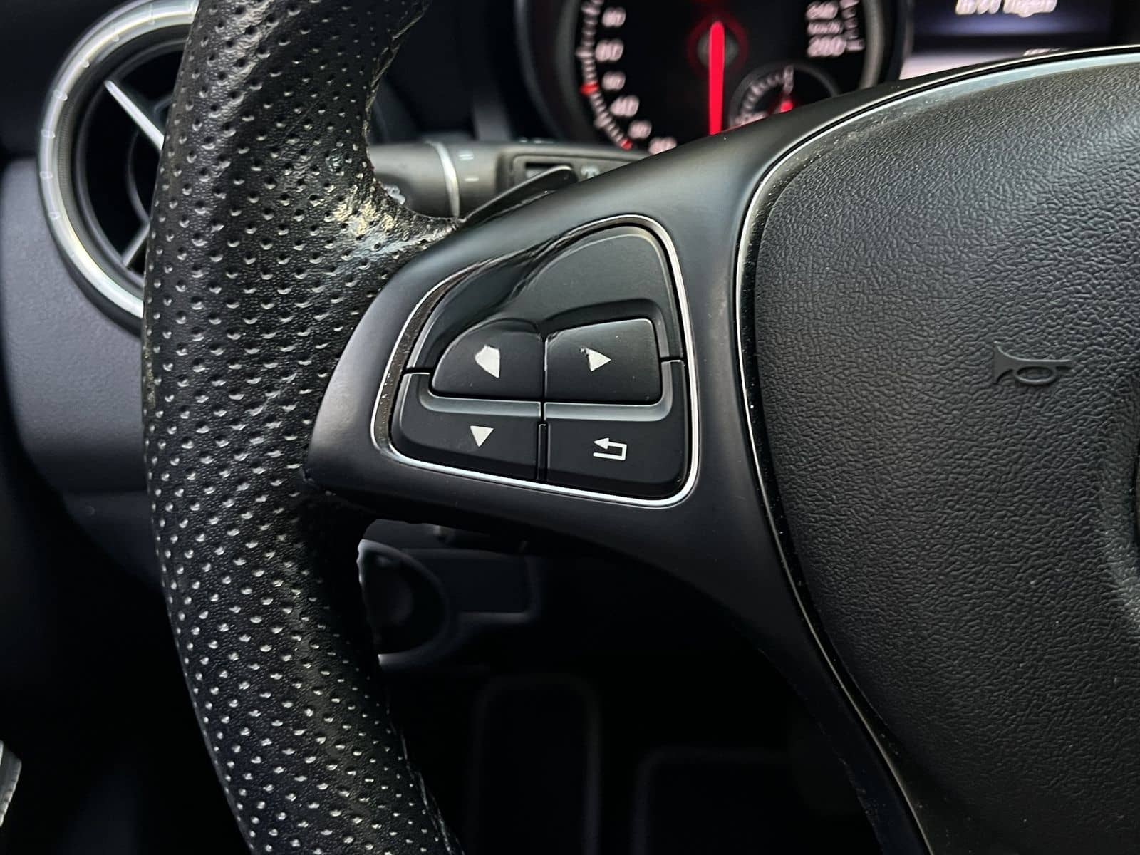 Mercedes-Benz CLA CLA 200 SPB Aut Urban Navi LED-Xen PDC foto 14