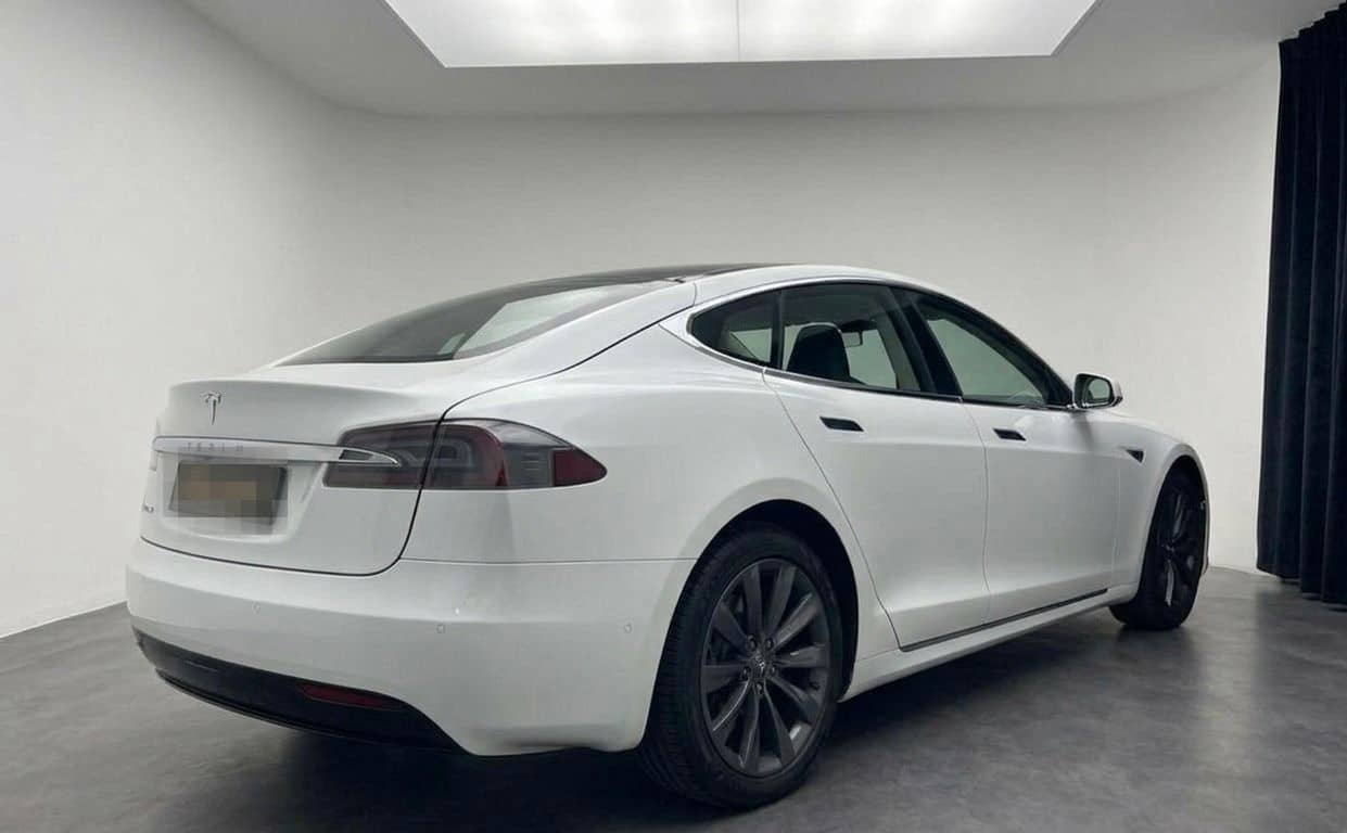 Tesla 85+Batterie NEU+Pano+7Sitzer+FreeCharging foto 5