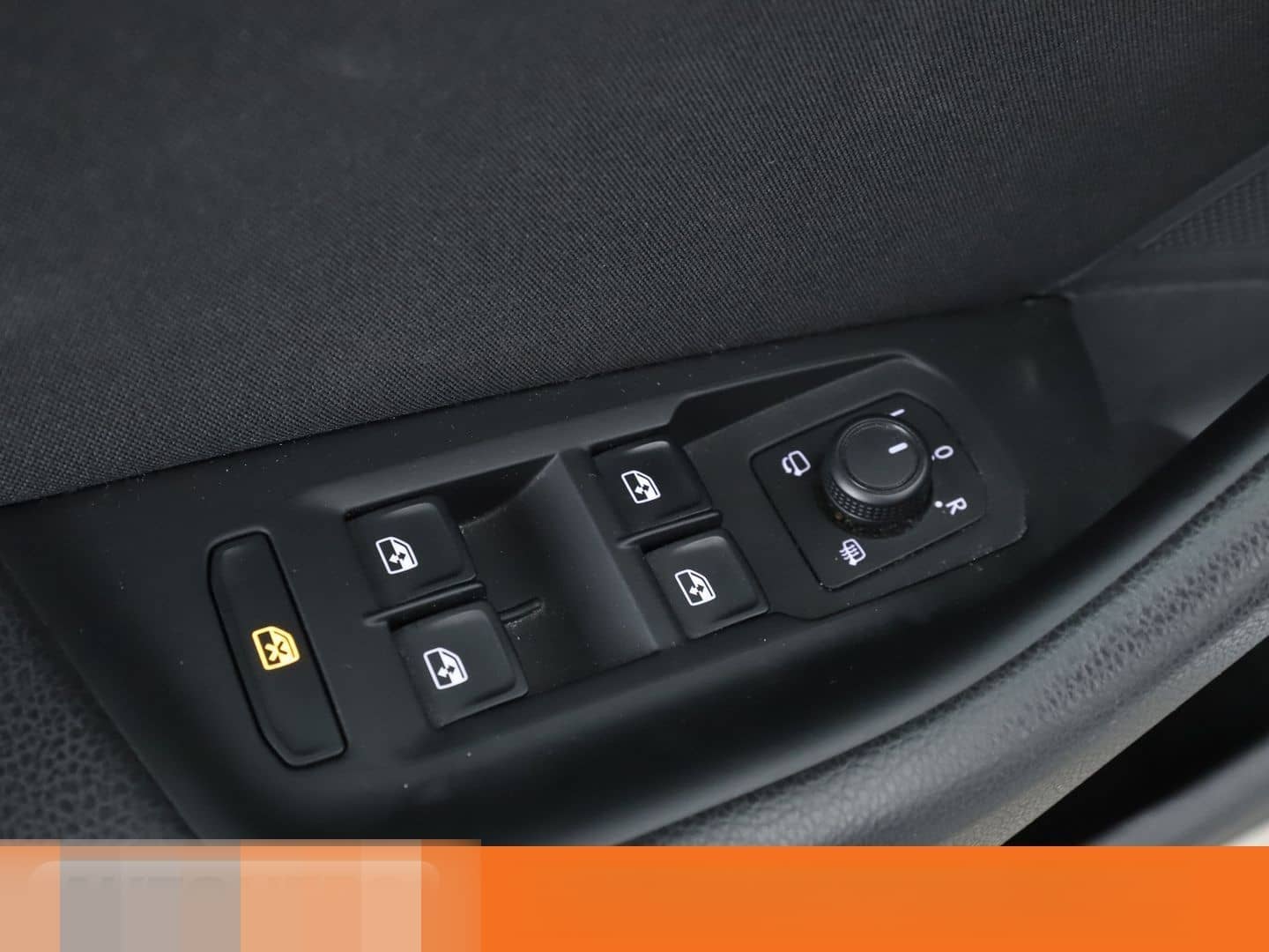 Volkswagen Passat 2.0 TDI Comfortline BlueMotion Aut.*NAVI* foto 24