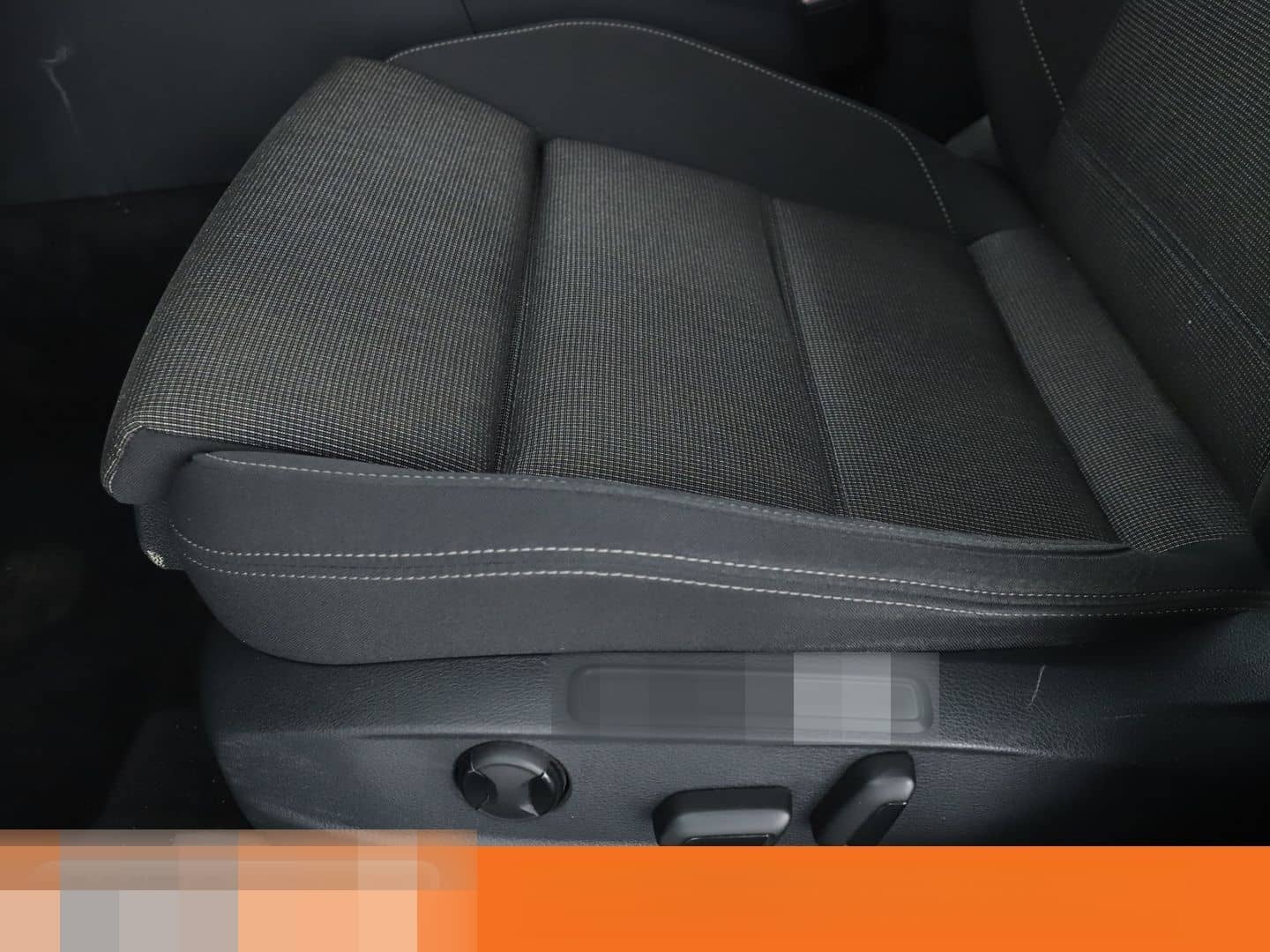 Volkswagen Passat 2.0 TDI Comfortline BlueMotion Aut.*NAVI* foto 25