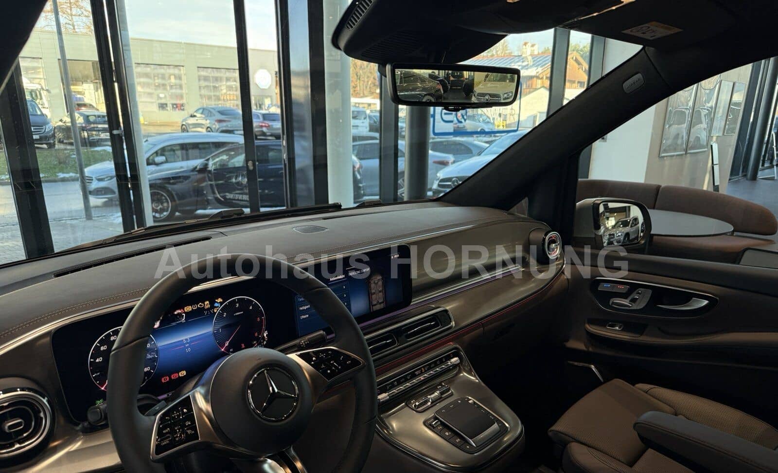 Mercedes-Benz V300 d EXCLUSIVE Lang AMG*AIRMATIC*PANO*STHZ*360 foto 9