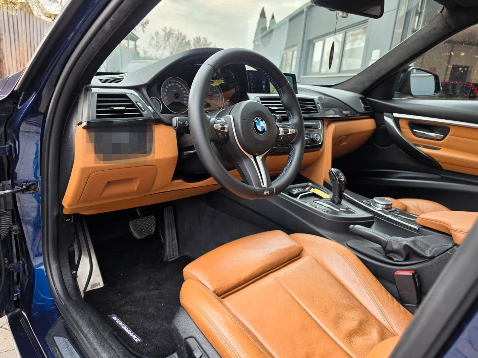 BMW 320i xDrive M Sport*Carbon*LED*Alcantara Dachhim foto 13