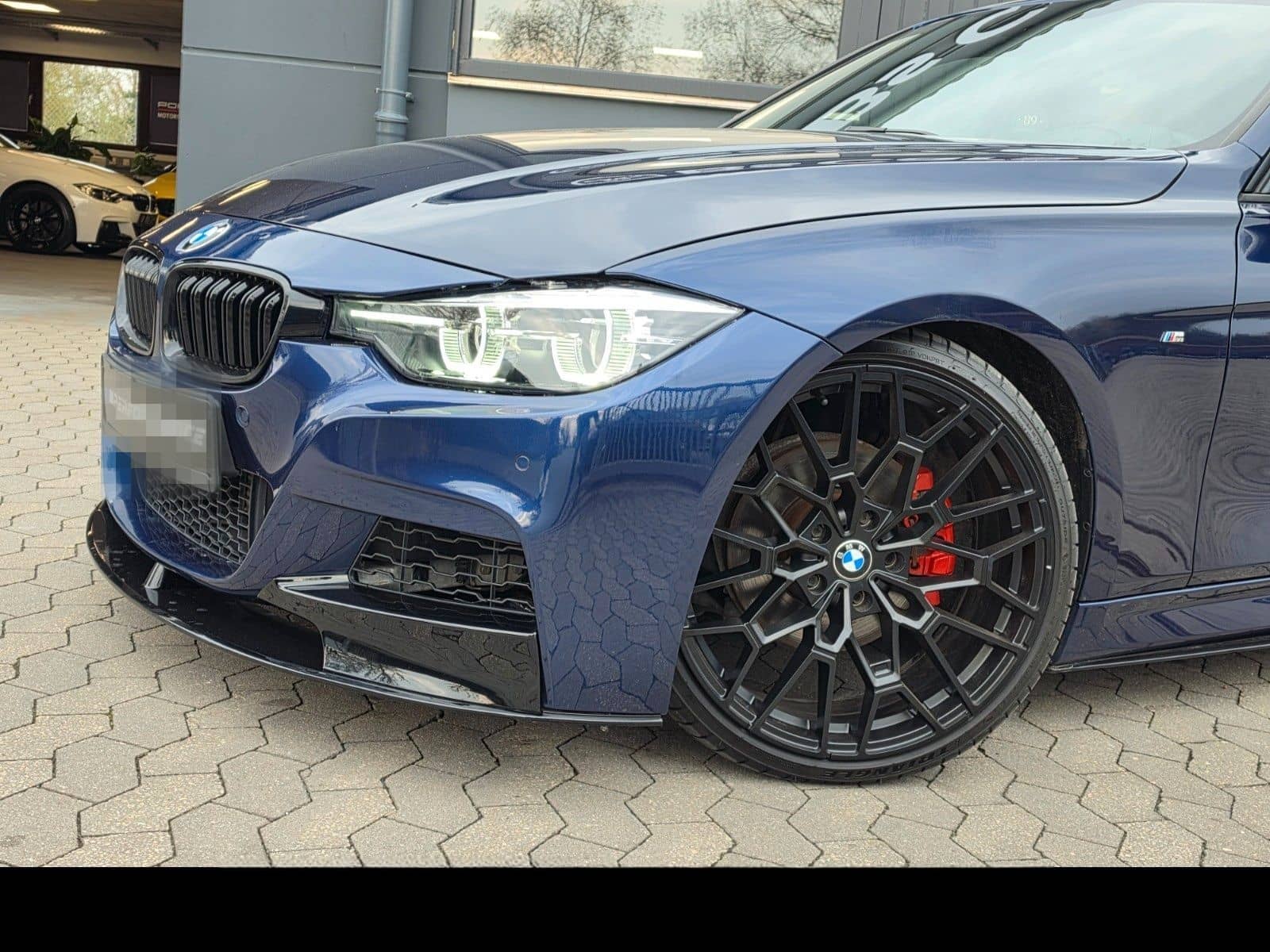 BMW 320i xDrive M Sport*Carbon*LED*Alcantara Dachhim foto 3