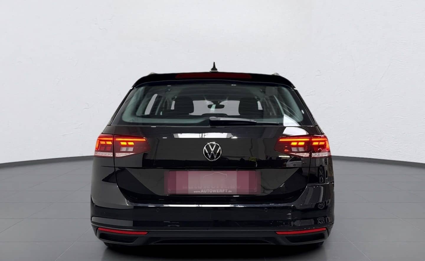 Volkswagen Passat Variant 2.0 TDI DSG NAVIGATION KAMERA SHZ foto 5