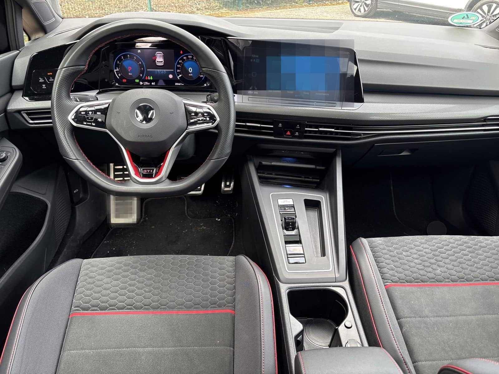 Volkswagen Golf VIII GTI Clubsport 2.0 TSI DSG Panorama+Nav foto 6