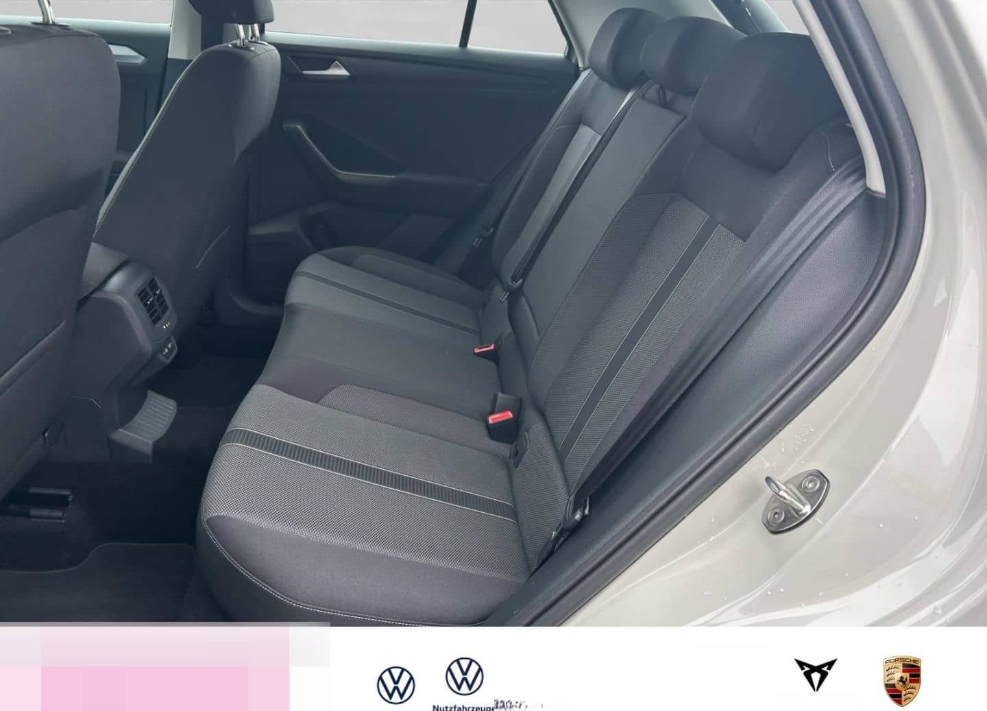 Volkswagen T-Roc 1.0 Life+LED+PDC+USB foto 11