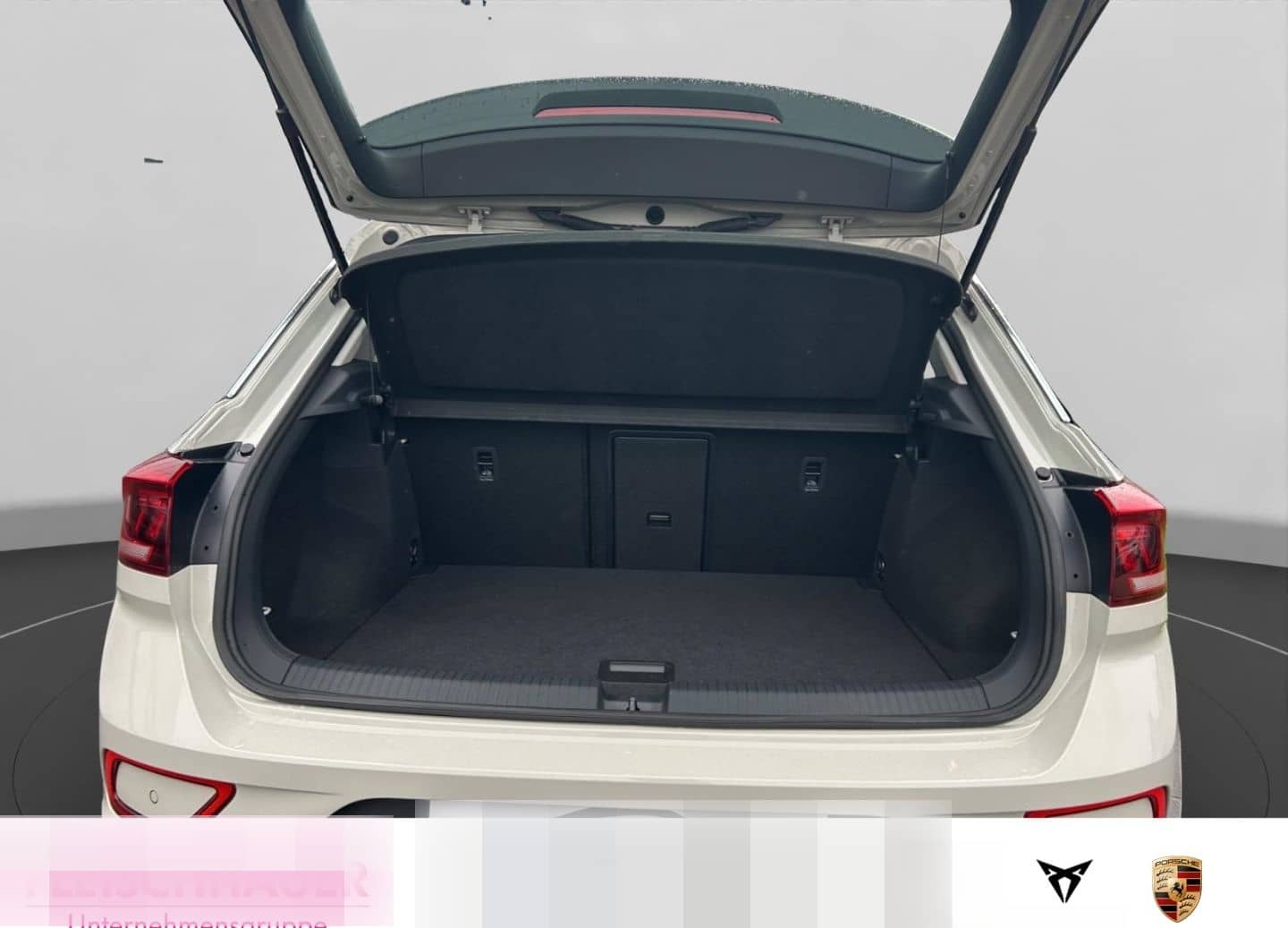 Volkswagen T-Roc 1.0 Life+LED+PDC+USB foto 7