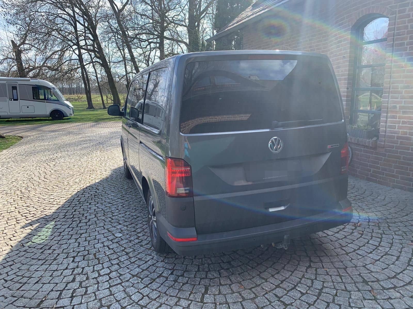Volkswagen T6.1 Transporter 4 MOTION/LED/NAVI/ACC/DSG/AHK foto 4
