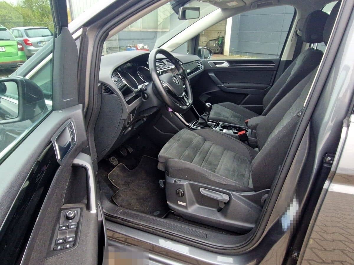 Volkswagen Touran 1.4 TSI Highline LED Navi AHK Klimaautoma foto 7