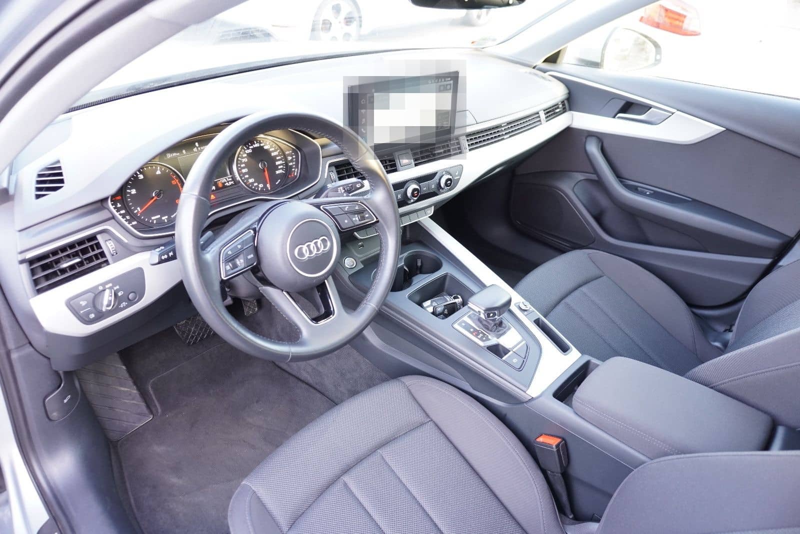 Audi A4 Avant 35 TDI *Automatik*Navi* foto 17
