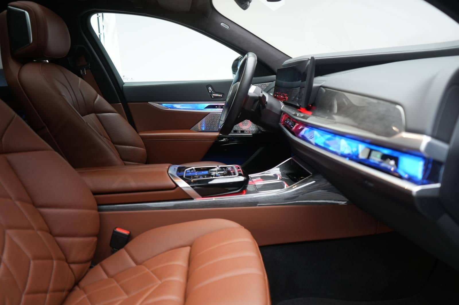 BMW i7 M70 xDrive TheatreScreen/SkyLounge/HUD/B&W/Li foto 6