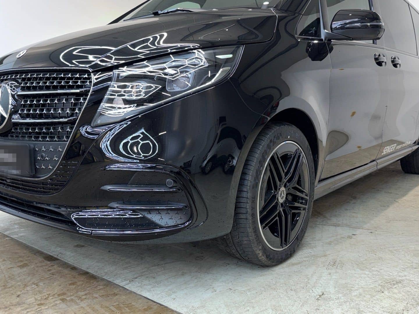 Mercedes-Benz V 300 d 4MATIC AVANTGARDE Extralang AMG Distr. foto 7