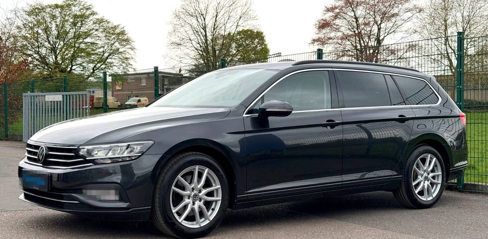 Volkswagen Passat Variant Business ACC AHK foto 8