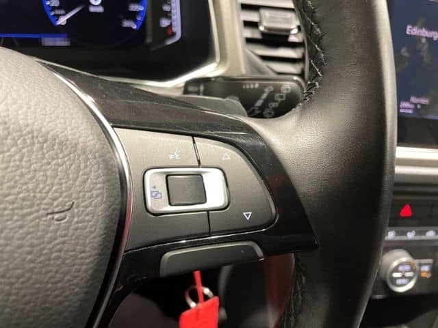 Volkswagen T-Roc 2.0 TDI DSG Style EU6d LED ACC Navi PDC foto 19