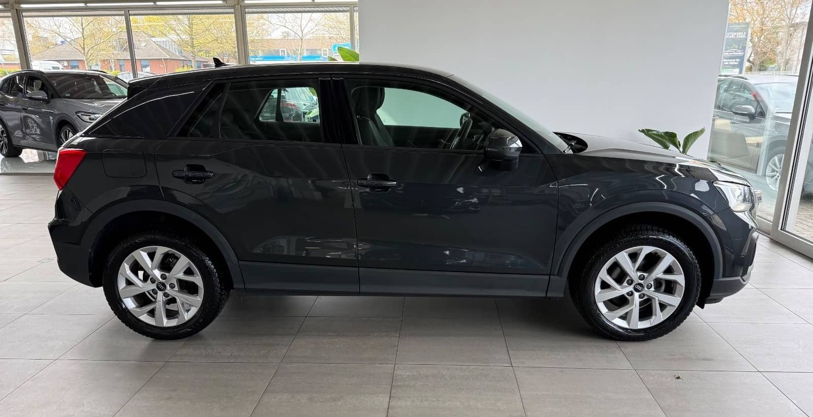 Audi Q2*30TFSI*Navi*Kamera*Sitzh*Alu*Tempo* foto 2