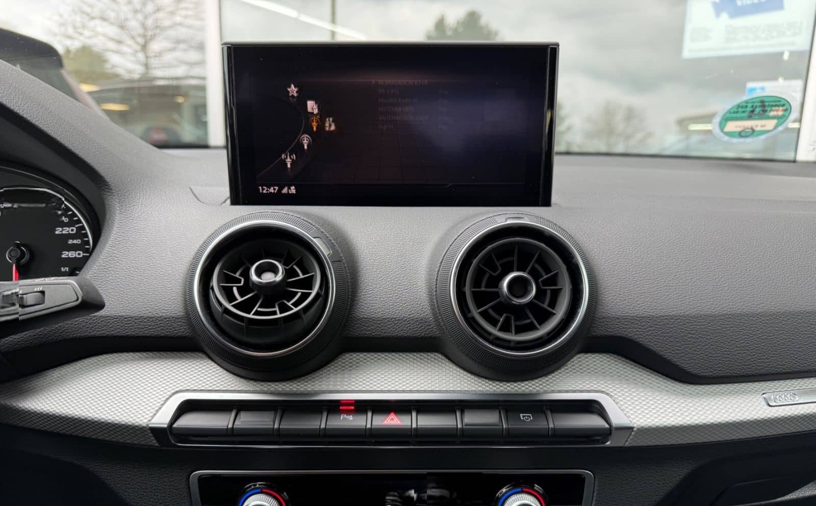 Audi Q2*30TFSI*Navi*Kamera*Sitzh*Alu*Tempo* foto 20