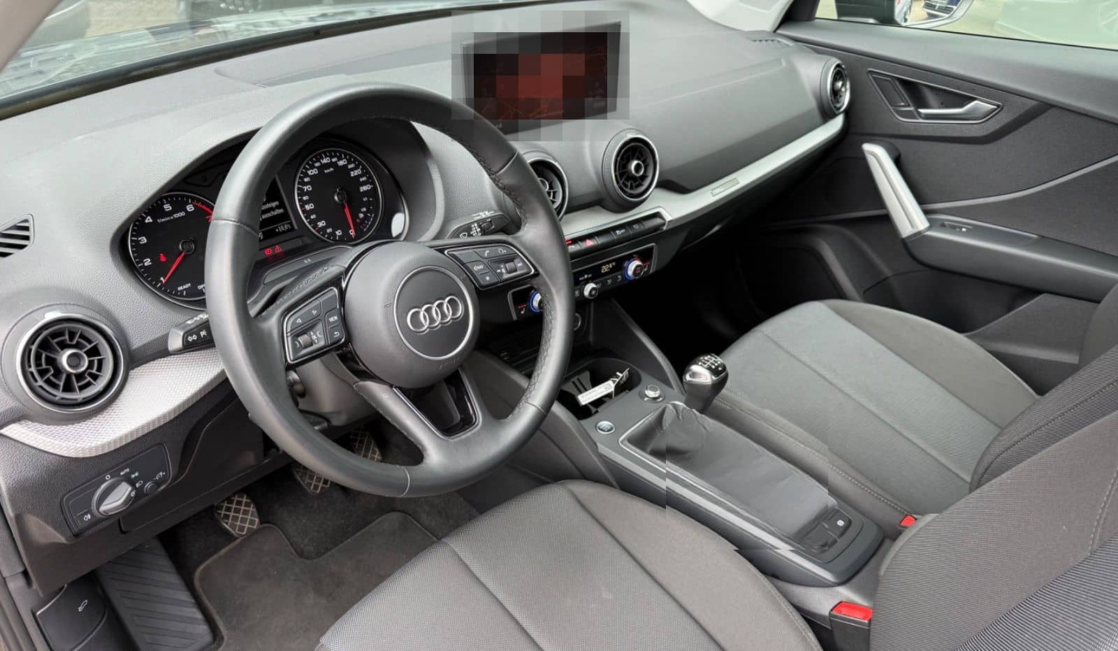 Audi Q2*30TFSI*Navi*Kamera*Sitzh*Alu*Tempo* foto 8