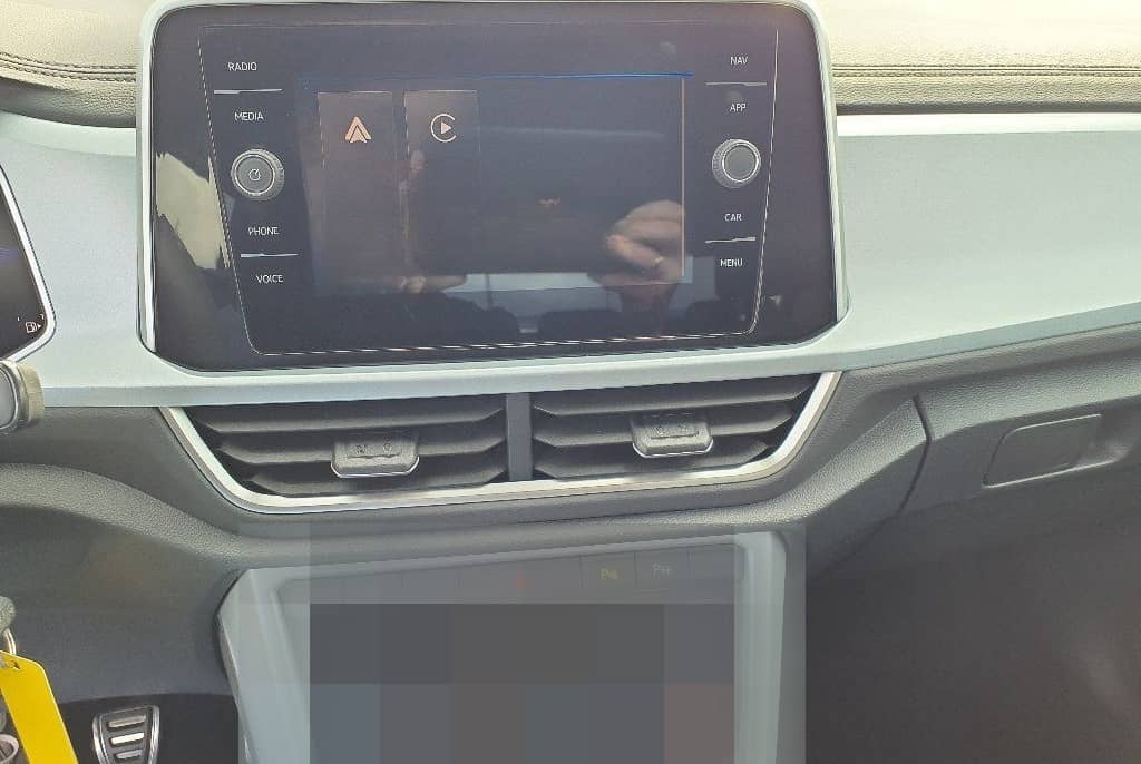 Volkswagen T-Roc  1.0 Goal - NAVI,ACC,SHZG,PDCv+h,LED foto 6